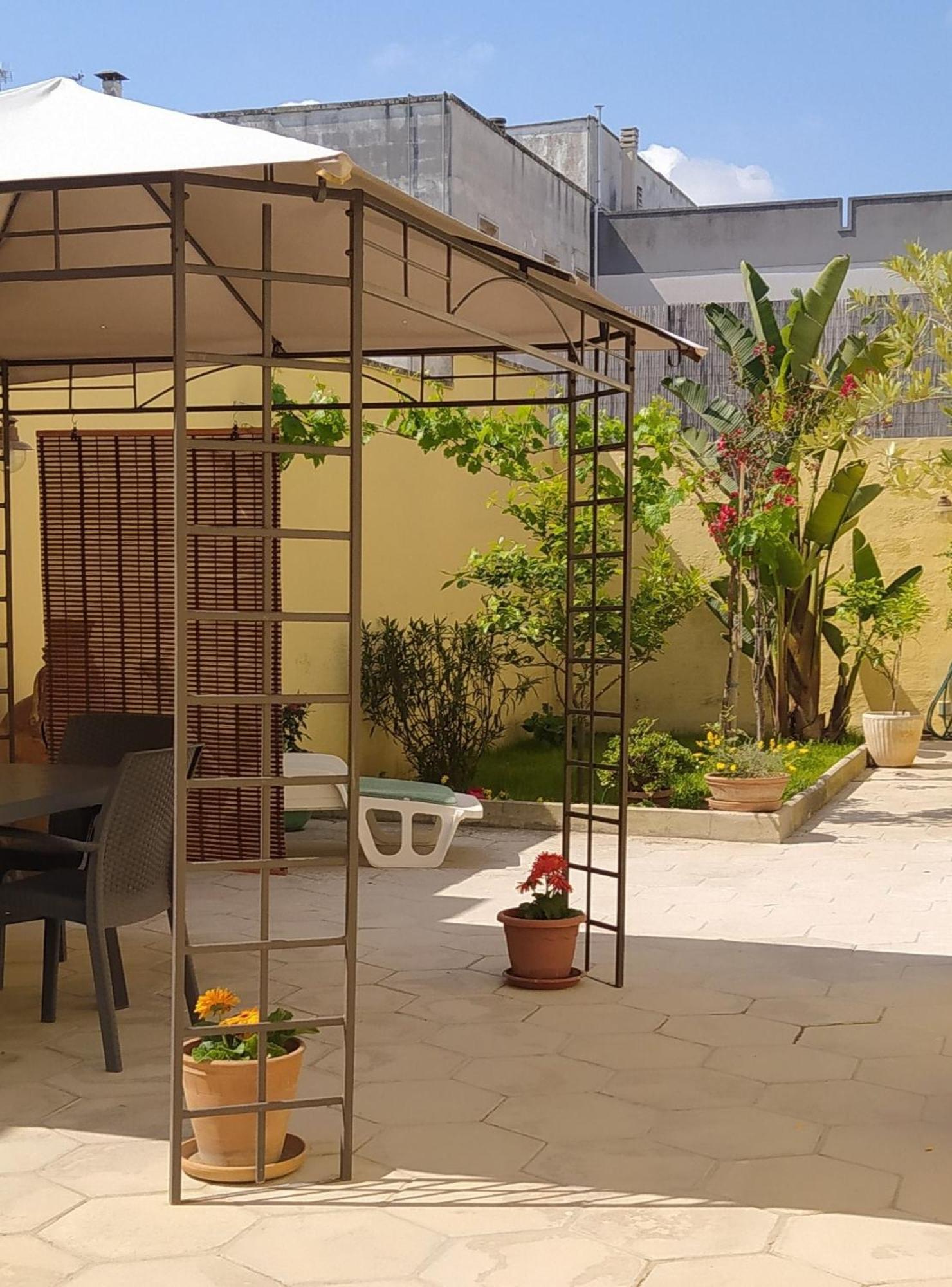 La Casetta Col Cortile Lecce Eksteriør billede